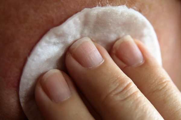 Dermaplaning Facial