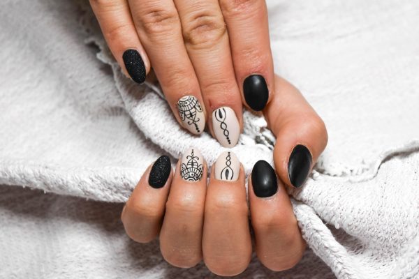 Seasonal Trend Nails